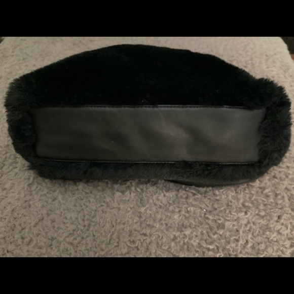 A.New.Day Faux Fur handbag - Picture 8 of 14